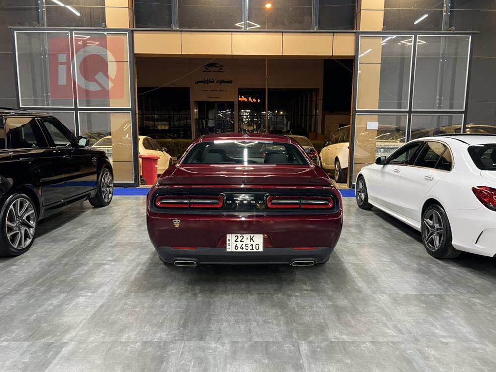 Dodge Challenger